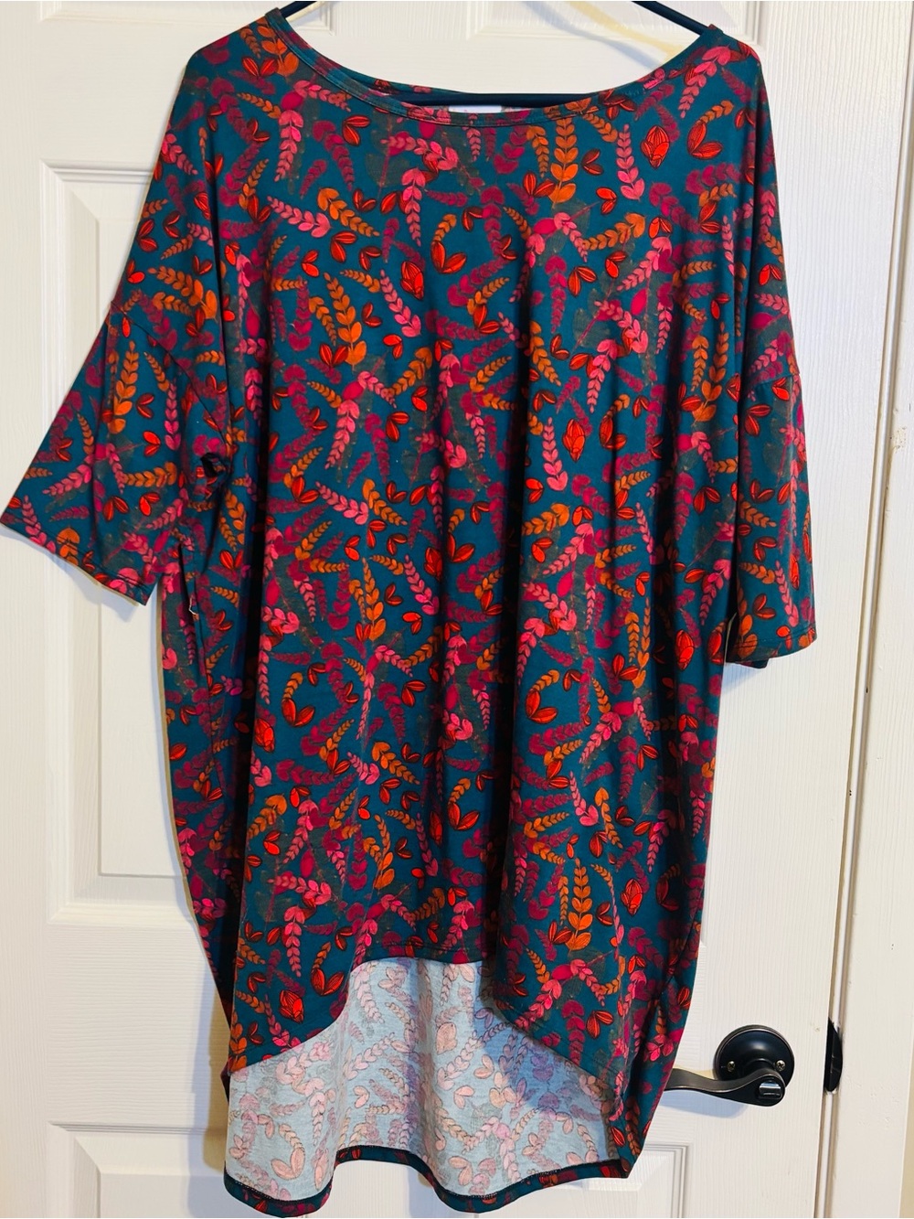 LuLaRoe Teal Tunic with Pink and Orange Leaf Motif XL